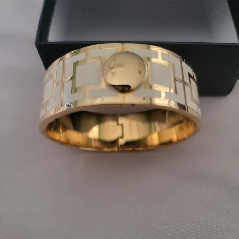 Halcyon Days Maya Bangle Bracelet, Cream and Gold